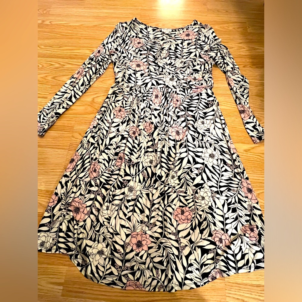 Mimi Maternity Keyhole Dress